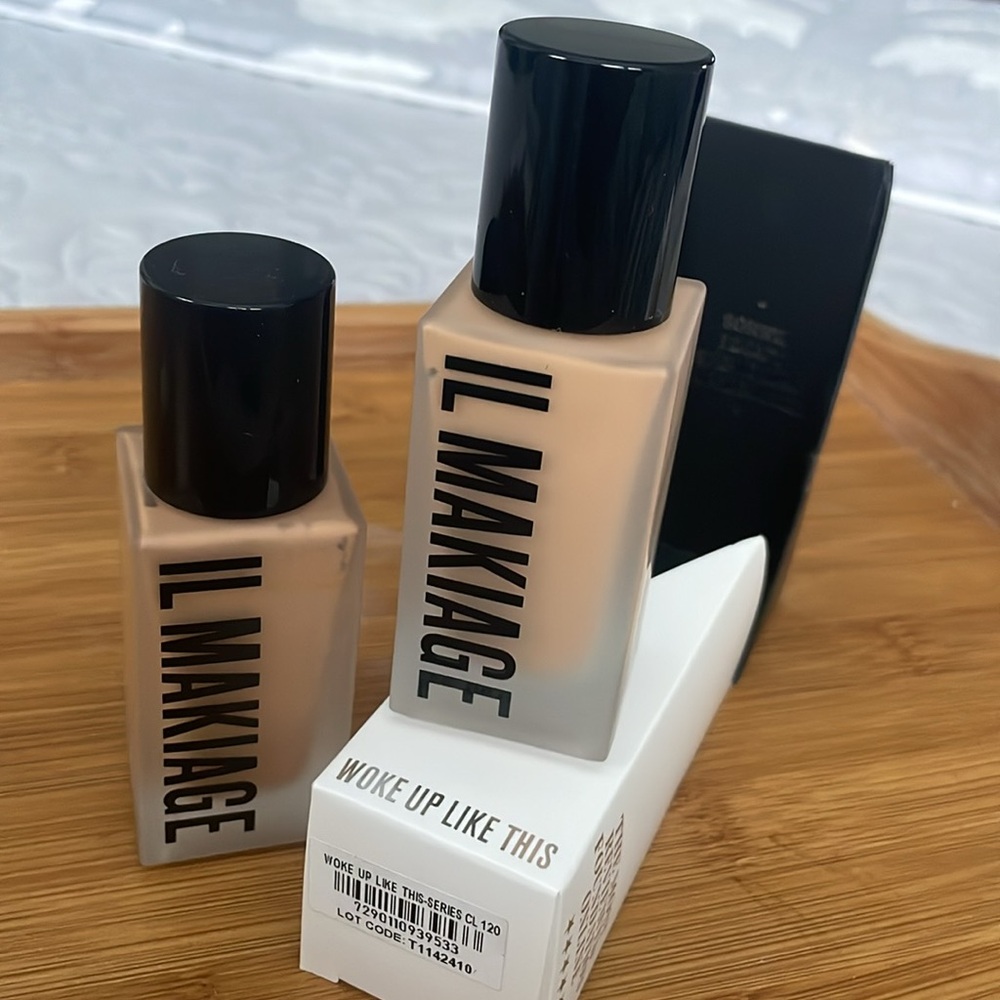 2 bottles IL Makiage #120, one price for both! Both like new.